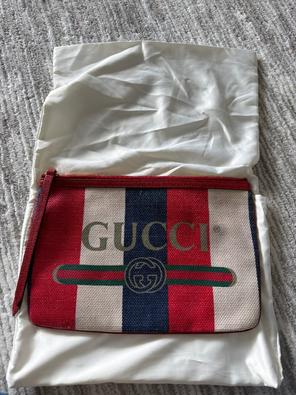 Gucci clutch